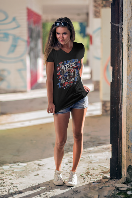 Prue V-Neck - Ruff Life Rescue Wear