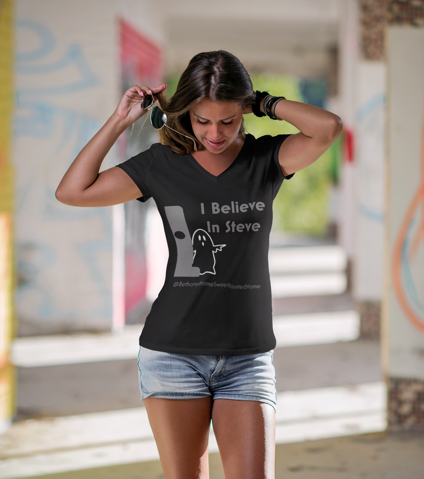 Bethany's Relaxed V-Neck T-Shirt - Ruff Life Rescue Wear